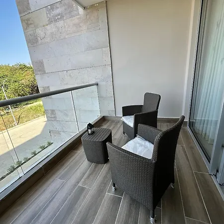 Apartamento Refugio Del Bosque Baia Kristal *